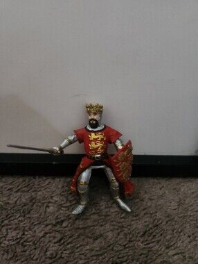 Papo King with Sword and Shield Action Figure Red King Richard
